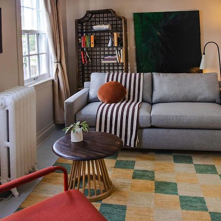 Kingston Carriage House Bed & Breakfast Bagian luar foto