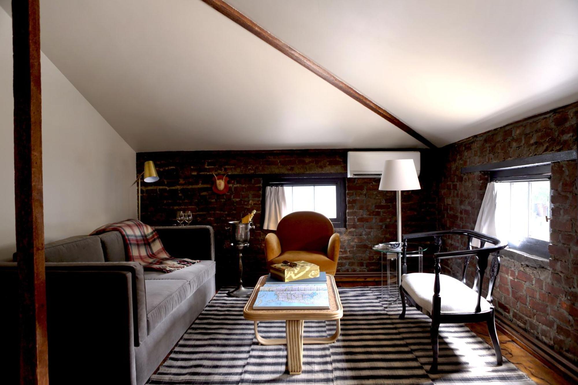 Kingston Carriage House Bed & Breakfast Bagian luar foto
